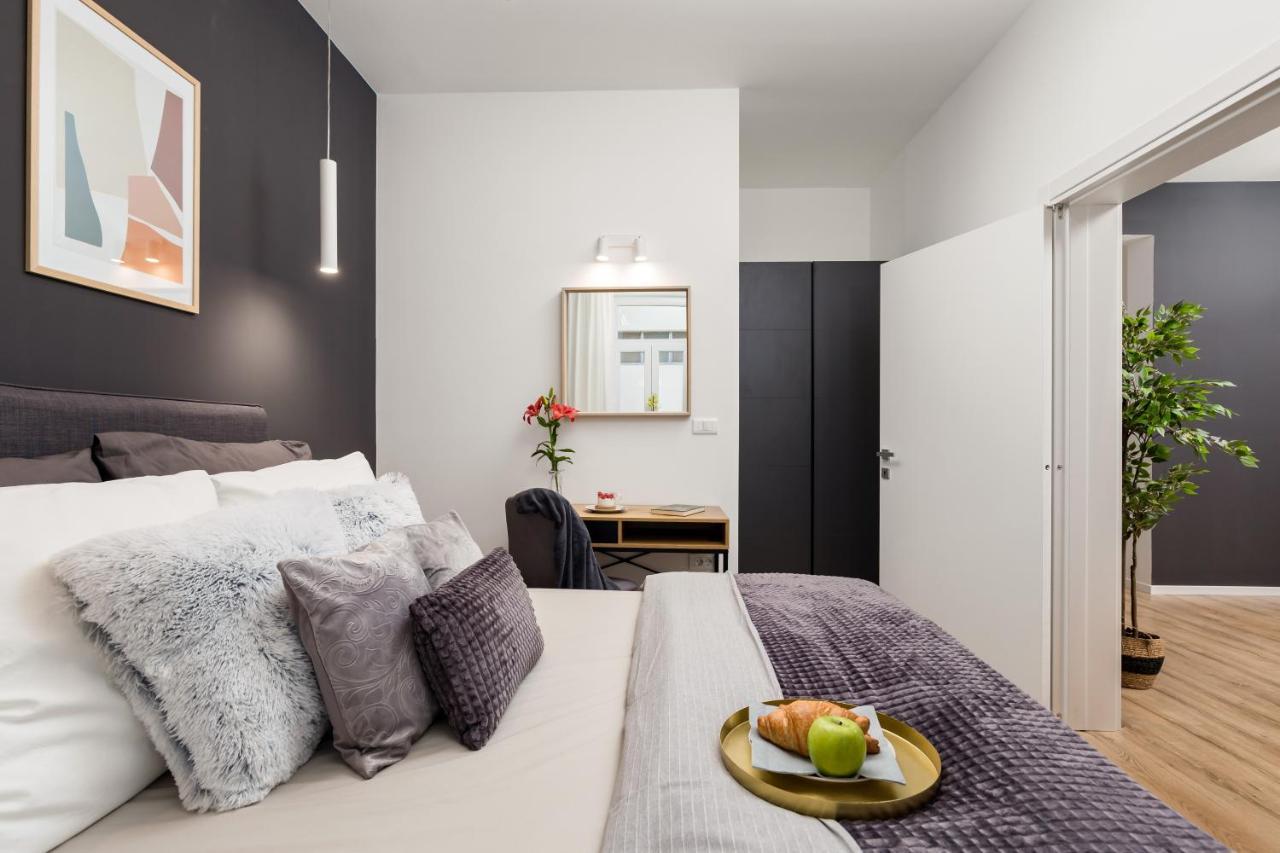 Saint Vitus Apartments With Balcony Риека Экстерьер фото