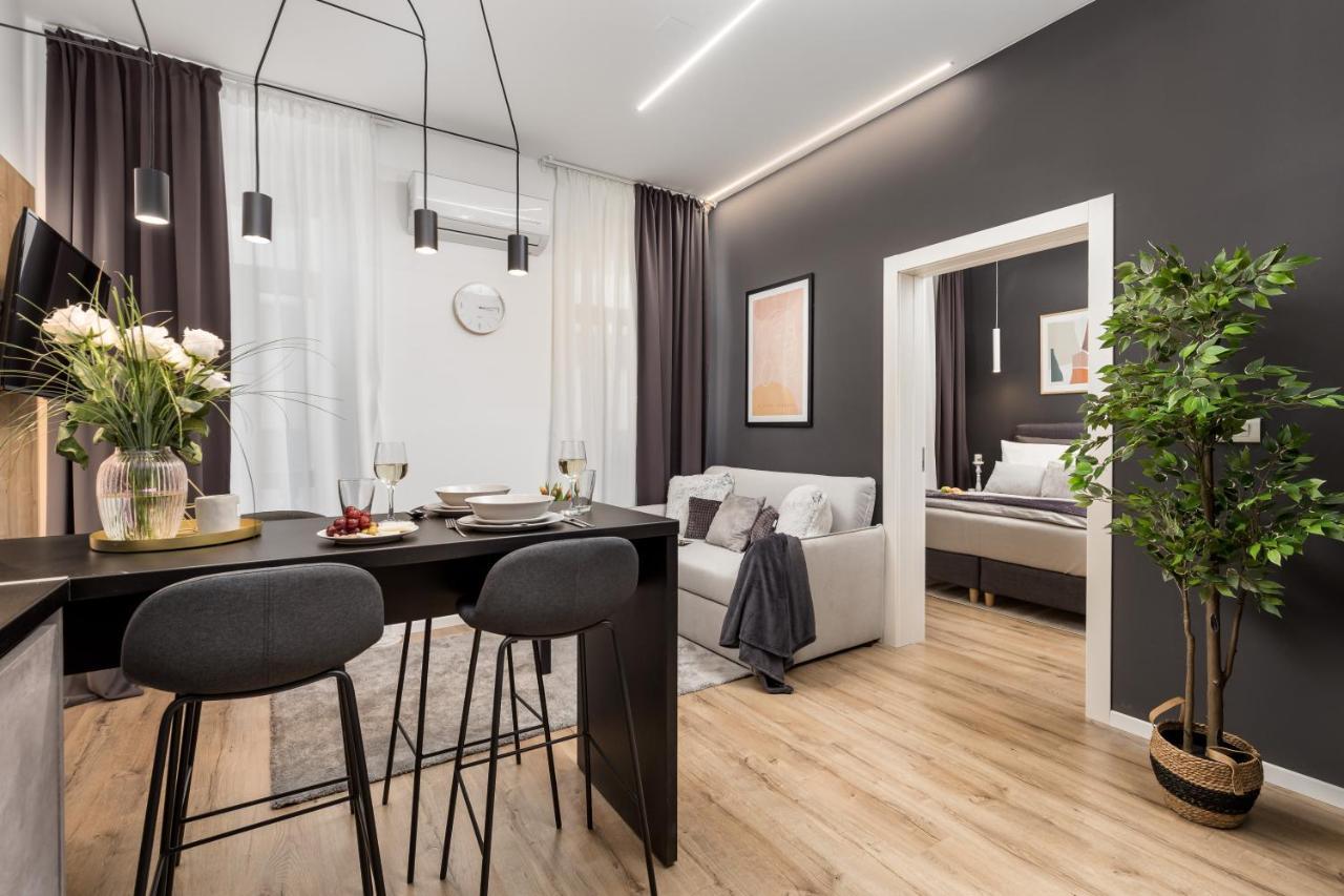 Saint Vitus Apartments With Balcony Риека Экстерьер фото