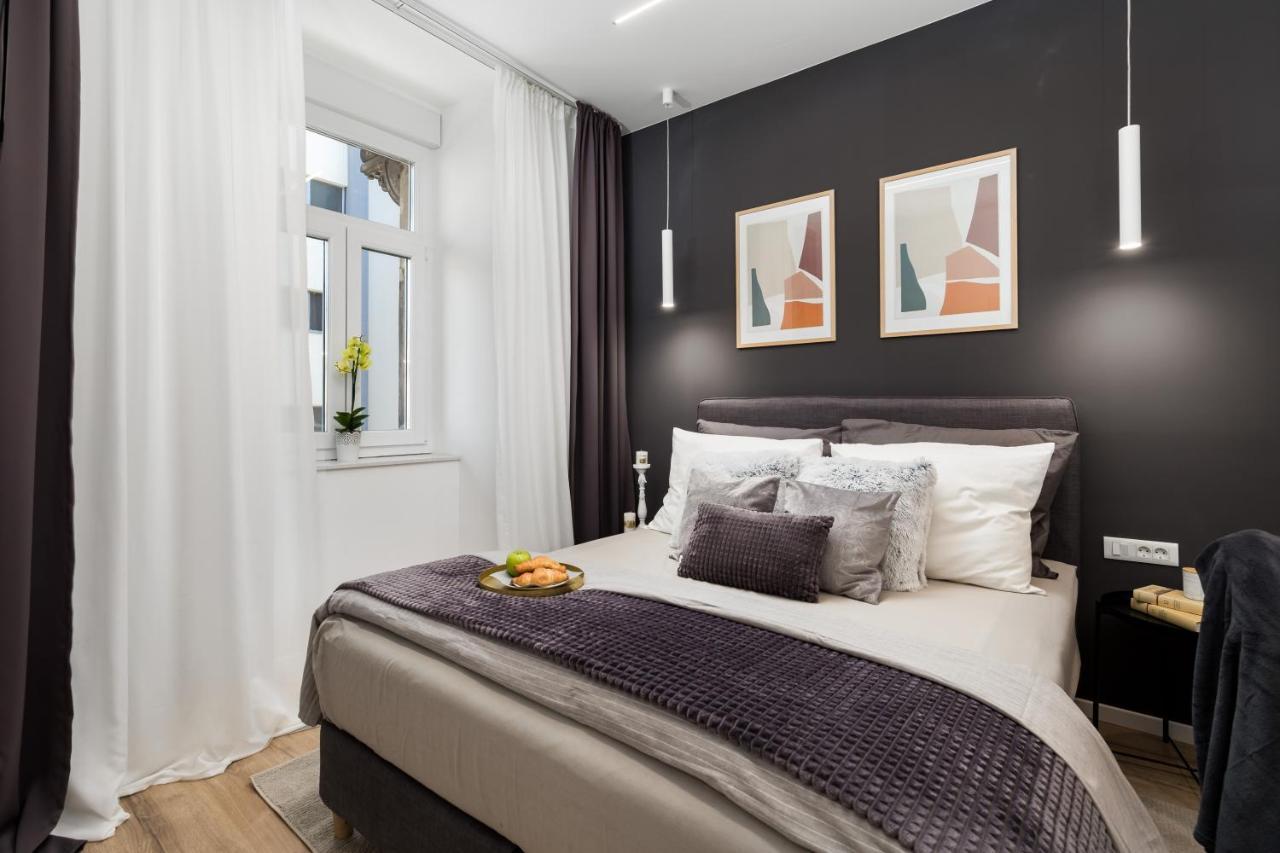 Saint Vitus Apartments With Balcony Риека Экстерьер фото